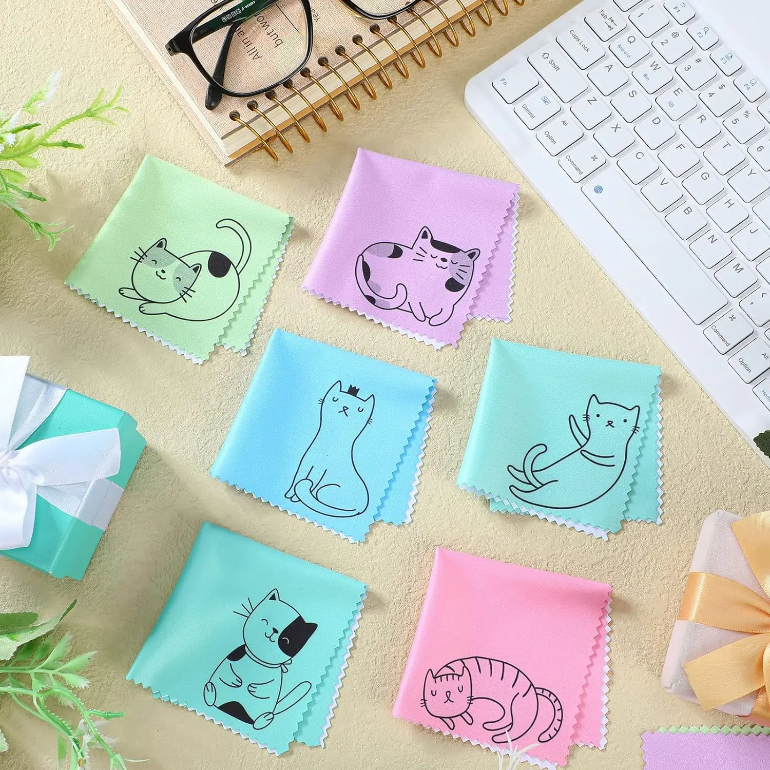 Custom Logo Printed Microfiber Glasses Cleaning Cloth Sunglasses Eyeglasses Care Product supplier