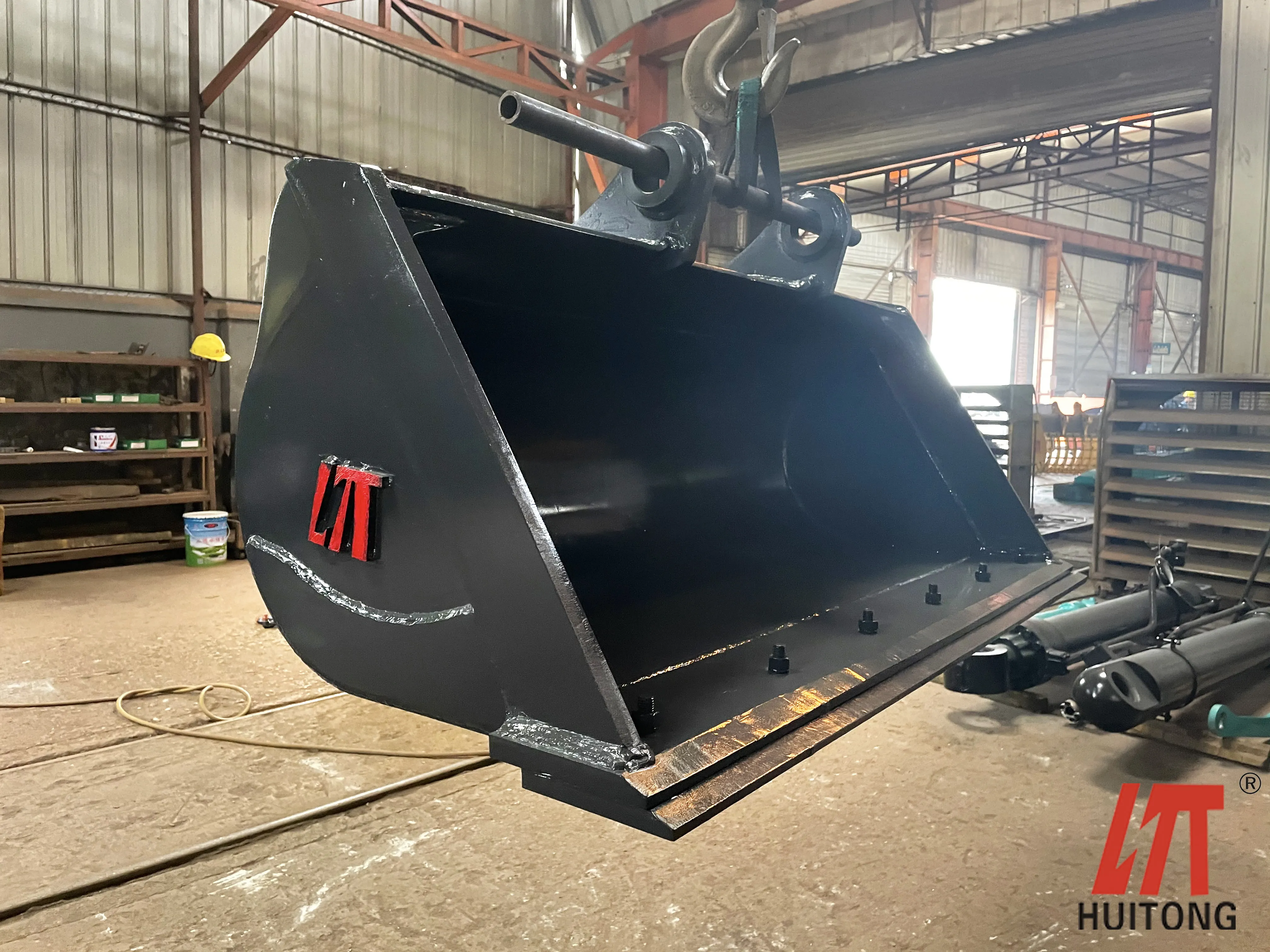 1 - 80 Ton Excavator Backhoe Ditching Bucket For SK250 DH220