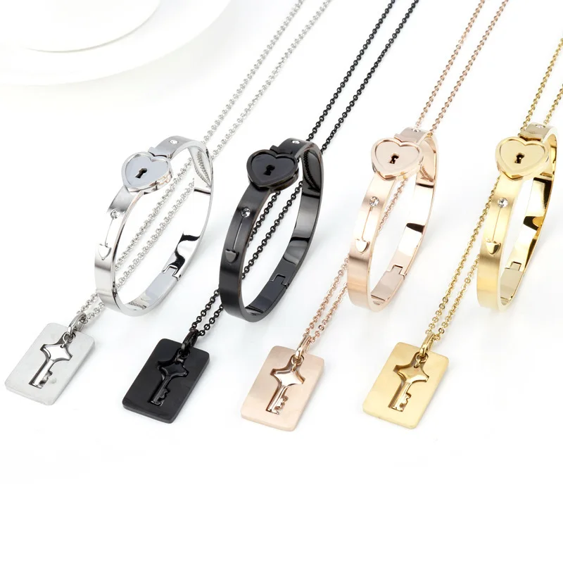 Wholesale Romantic Lovers Stainless Steel Gold Lock Key Jewelry