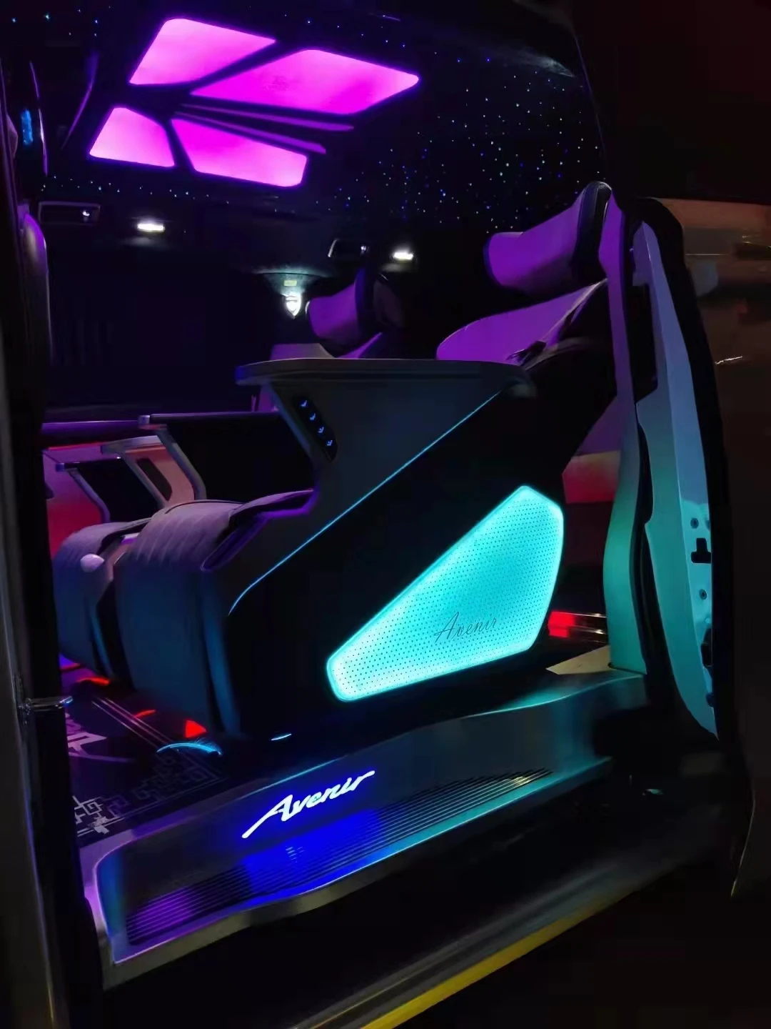 2022 Newest Luxury Auto Fashionable Limousine Seat Passenger Adjustment Zero Gravity Car Seats