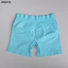 corto azul claro