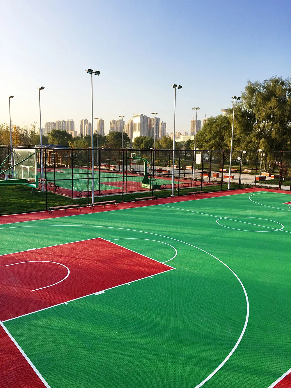 Multipurpose Customized Outdoor Futsal FootballBasketball CourtTennis Court Tiles Artificial Grass And Sports Flooring