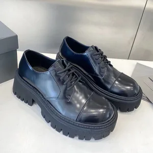 Guangzhou Factory Direct Sales of High-quality Women's Shoes, Genuine Leather Thick Soled Shoes, Luxury Brand Binding with Shoes