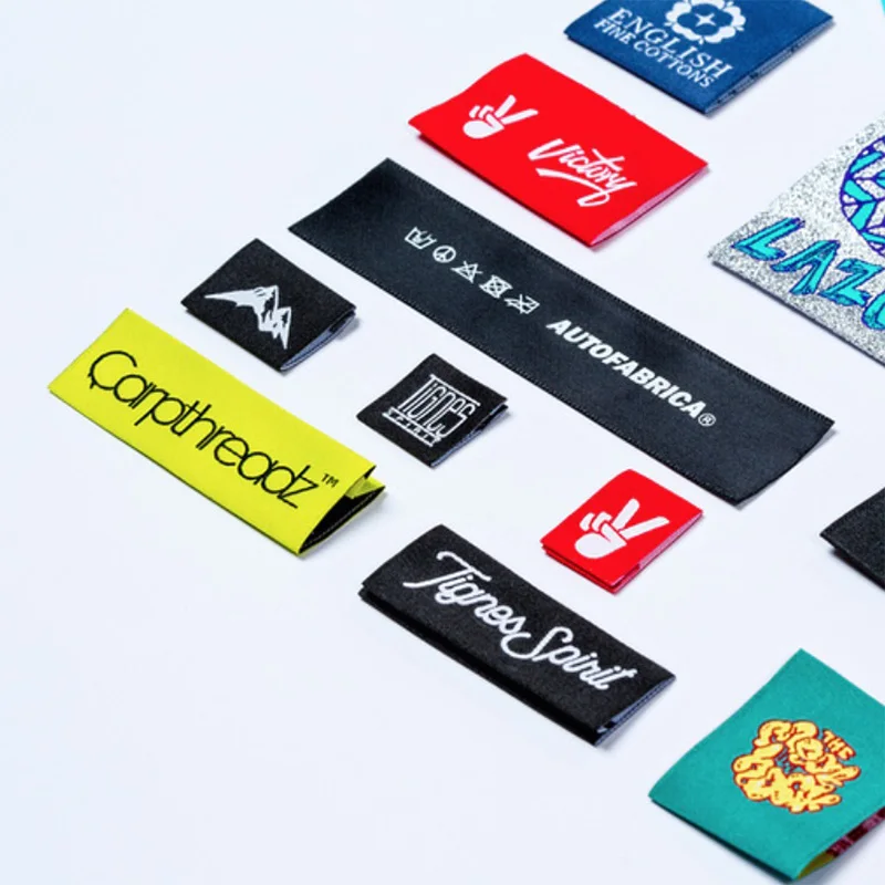 Custom woven labels for clothing