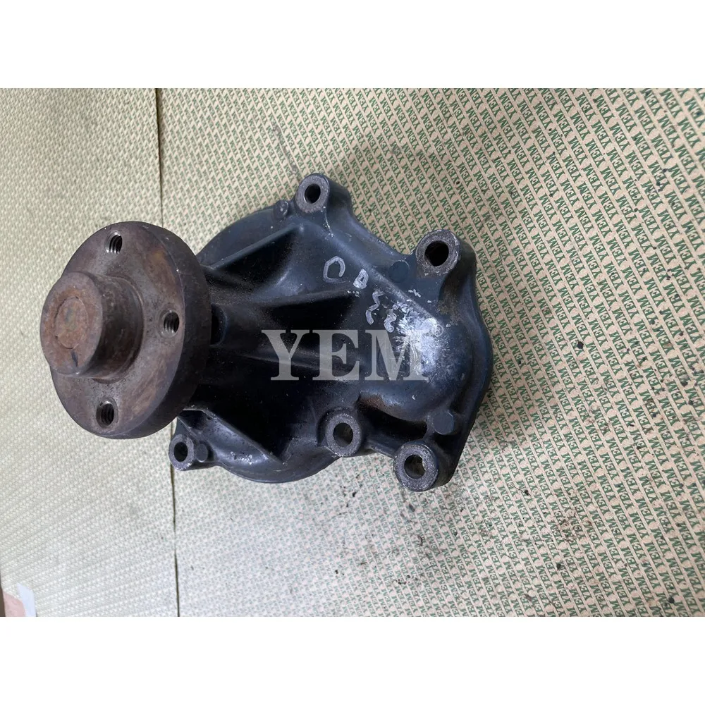 Engine Parts V3300 Water Pump for Kubota 5