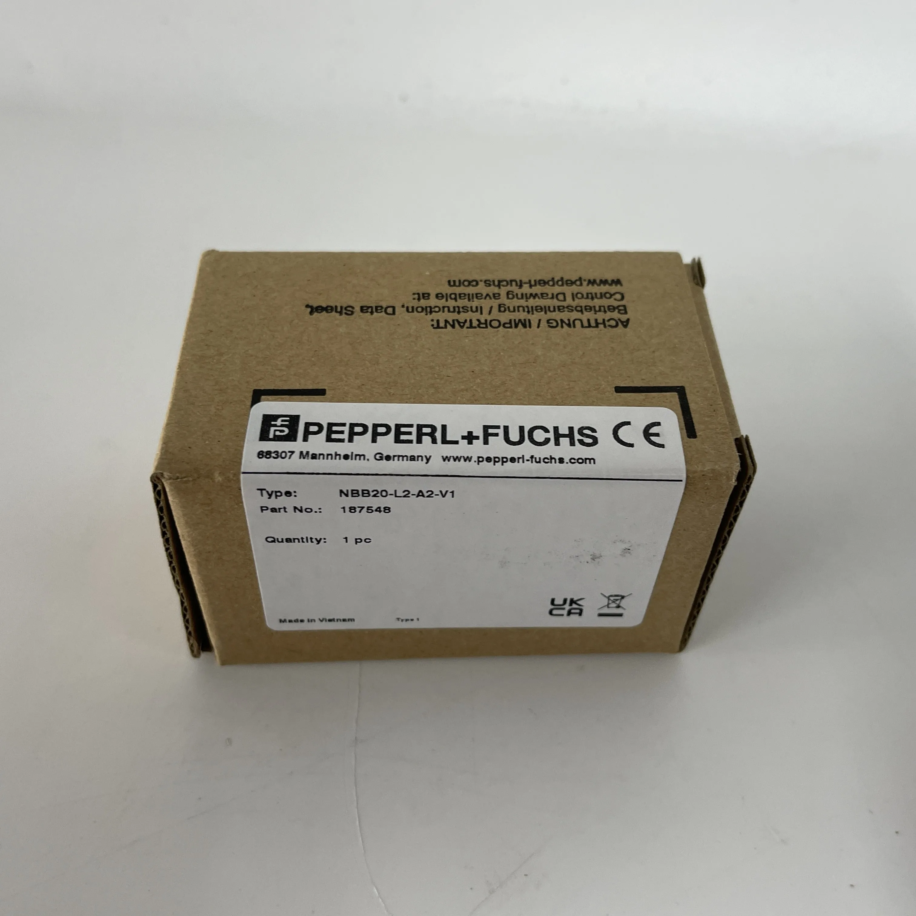 PEPPERL+FUCHS Inductive Proximity Sensor NBB20-L2-A2-V1