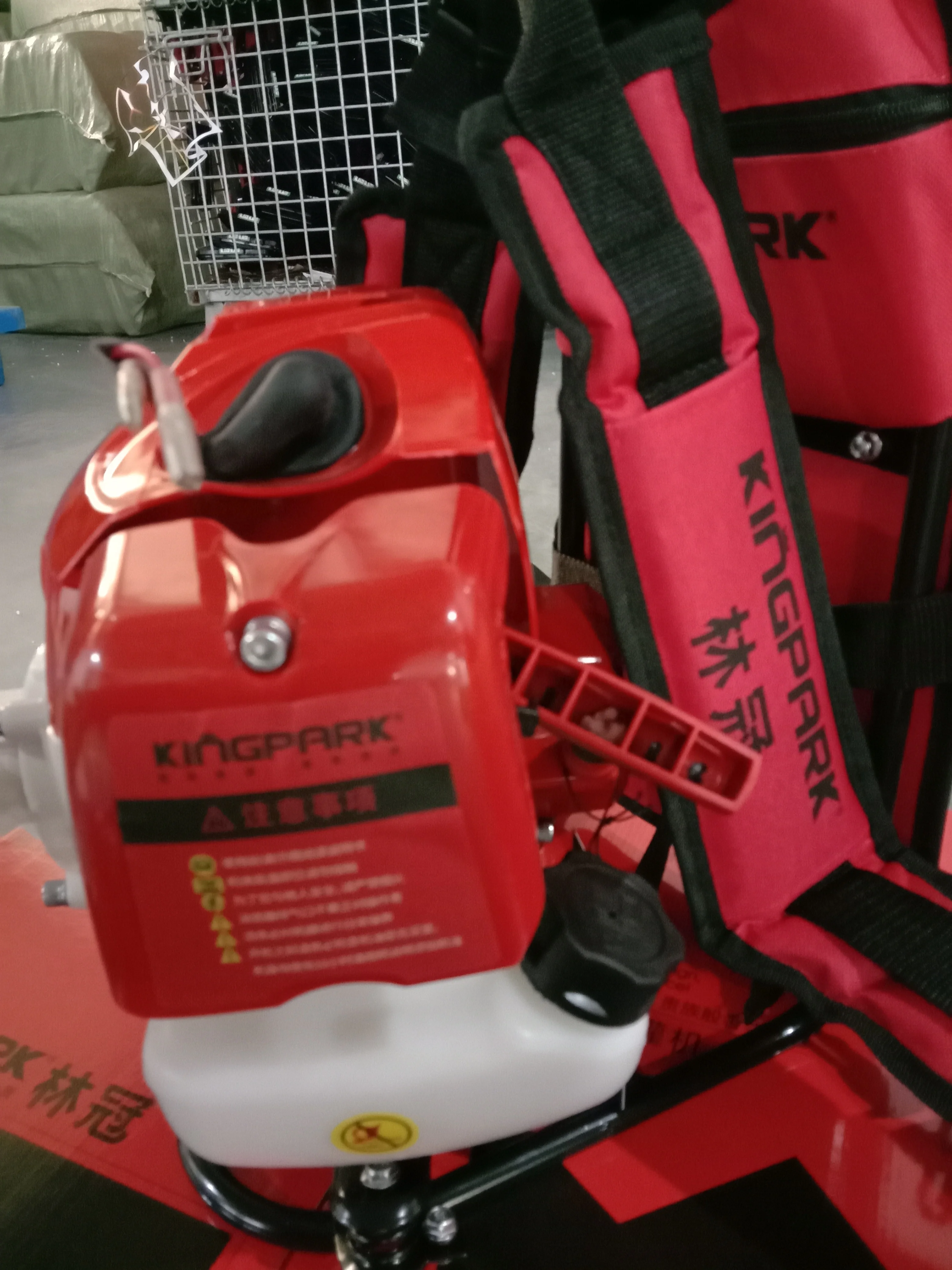 Профессиональная бензиновая щеточная машина 52cc щеточный резак 520 debroussailleuse agricole сельскохозяйственная