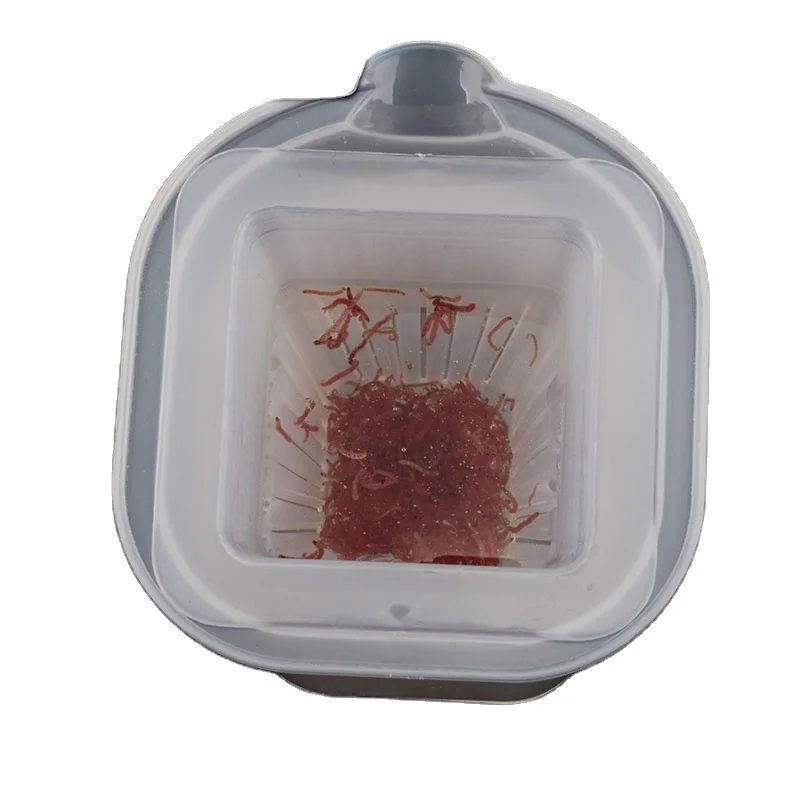 Aquarium Fish Food Bloodworm Feeder Fish Tank Live Worm Basket