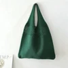 Vert foncé