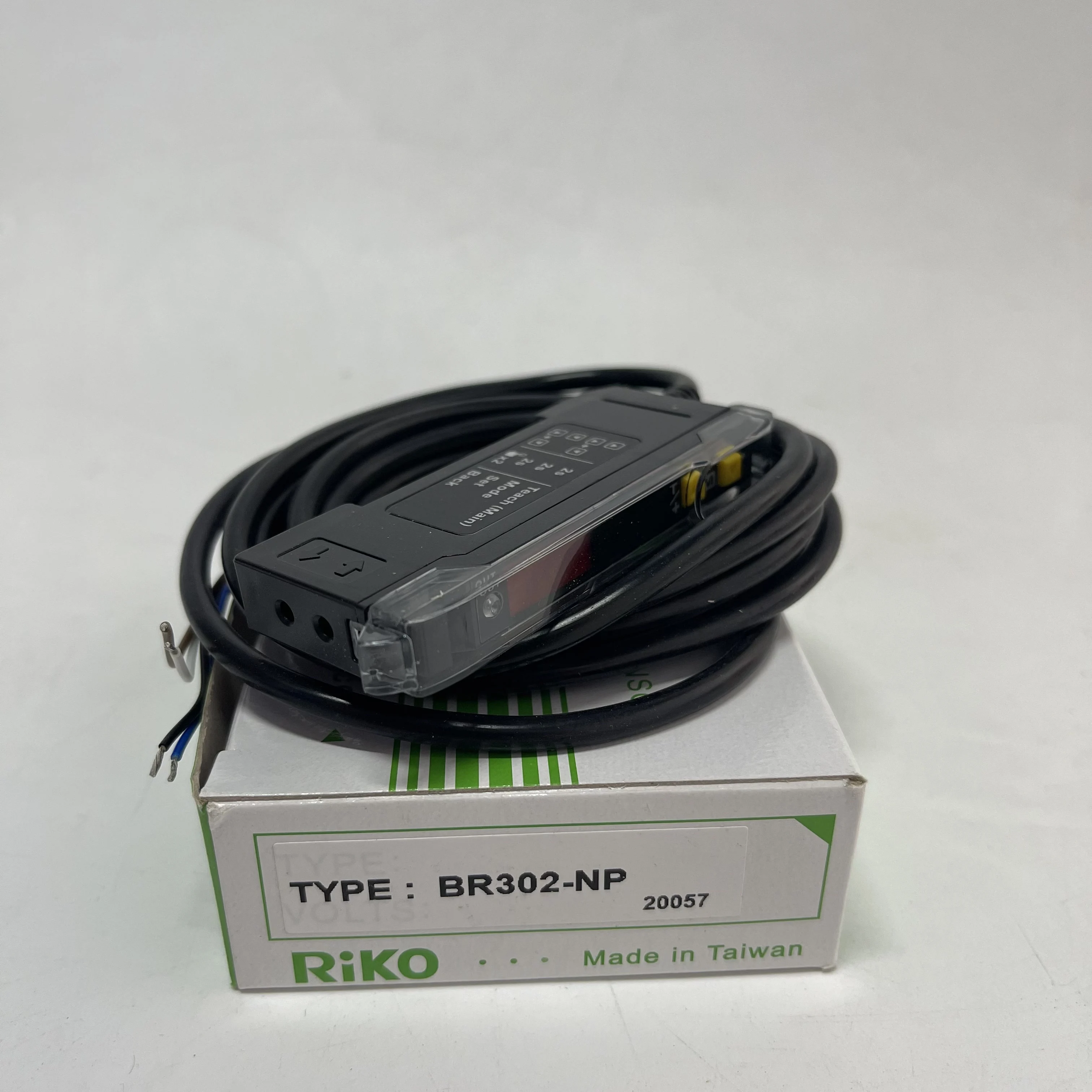RIKO Fiber Optic Amplifier BR302-NP RIKO Fiber Optic Amplifier BR302-NP