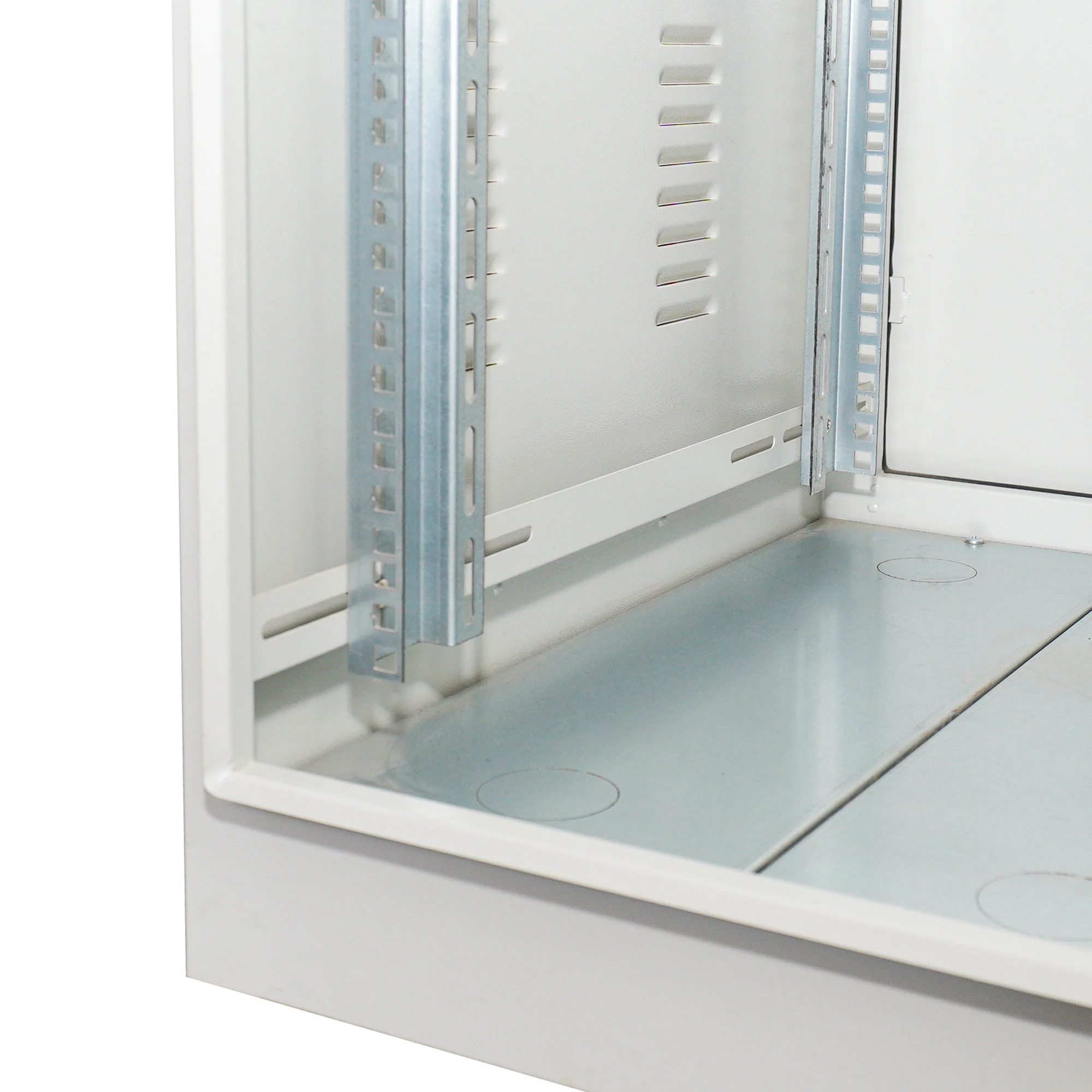 Outdoor IP65 Server Rack - 12U Waterproof & Durable