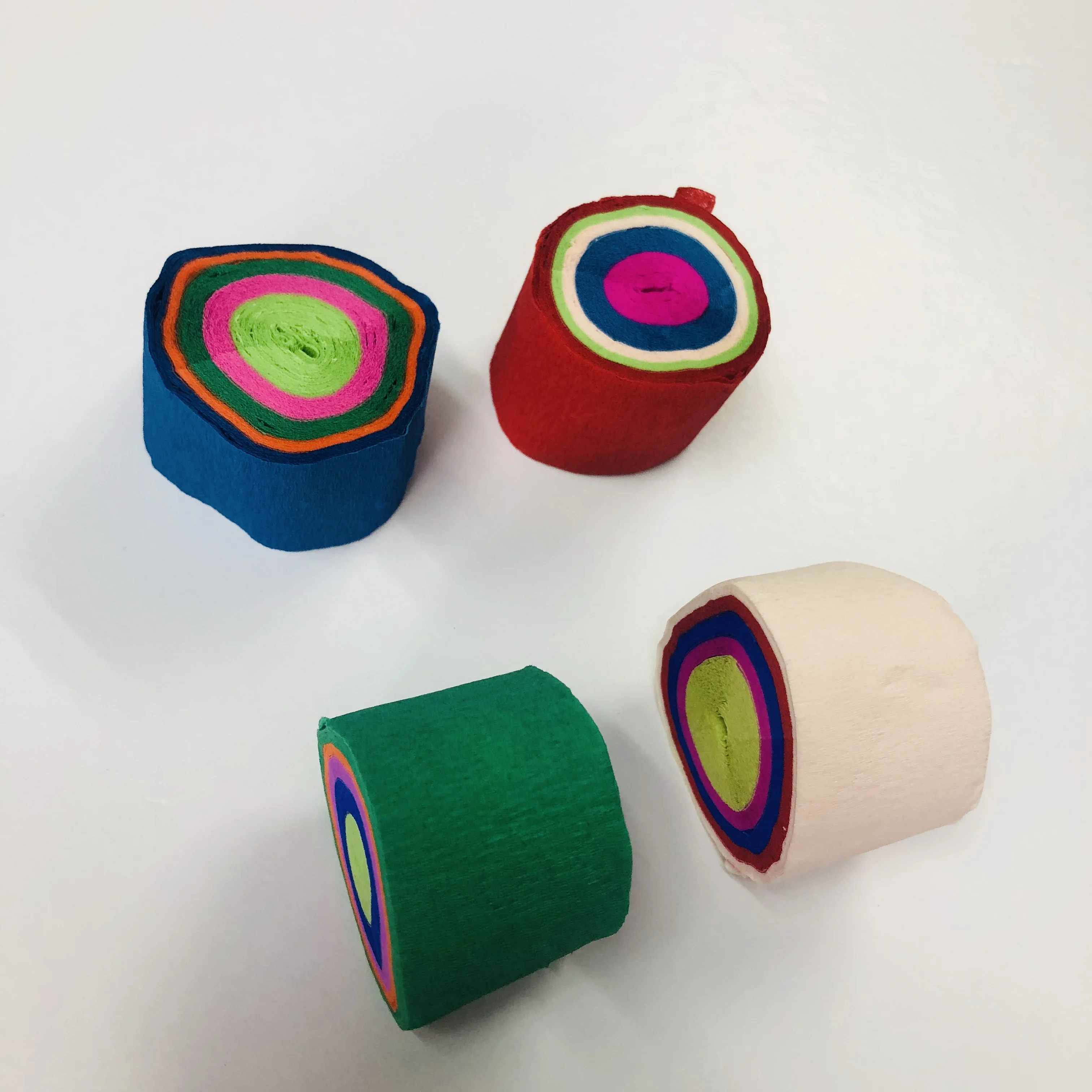 Throwing Ribbon Crepe Paper Roll Colors Wrapping Crepe Paper Streamers High Strength Custom Crepe Paper Flowers