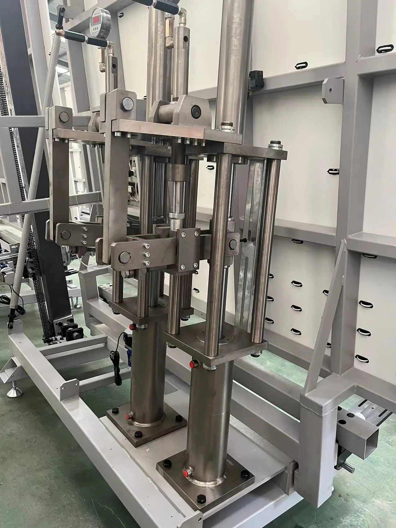 Full Automatic Insulating Glass Production Line Silicon Sealing Machine for Manufacturing Plant Glass Coating Equipment