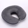 Gris oscuro