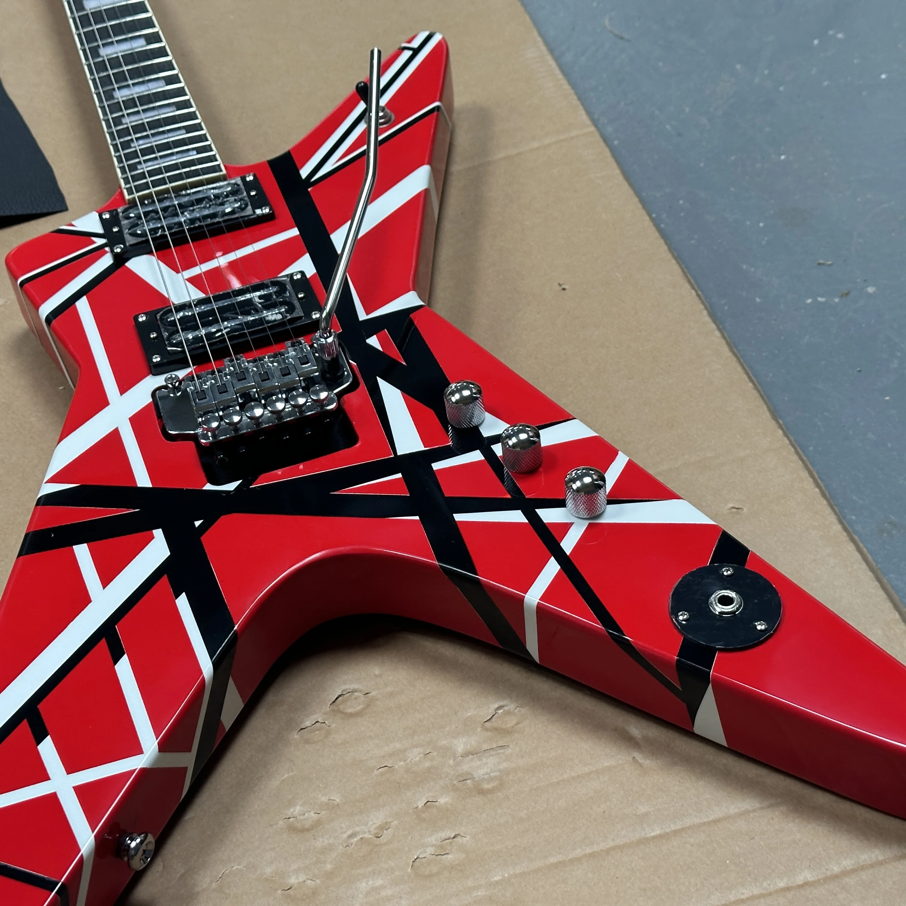 DEAN　DIMEギター Amazon.com: Dean Guitars 6 String ZX Floyd Electric Guitar