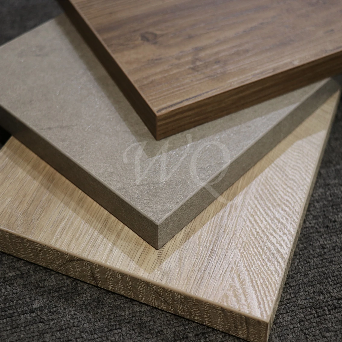 16mm 18mm Unique Design Synchronize MDF Panels Double Side Embossing Finish MDF Italy Laminated Synchronized Melamine Chipboard