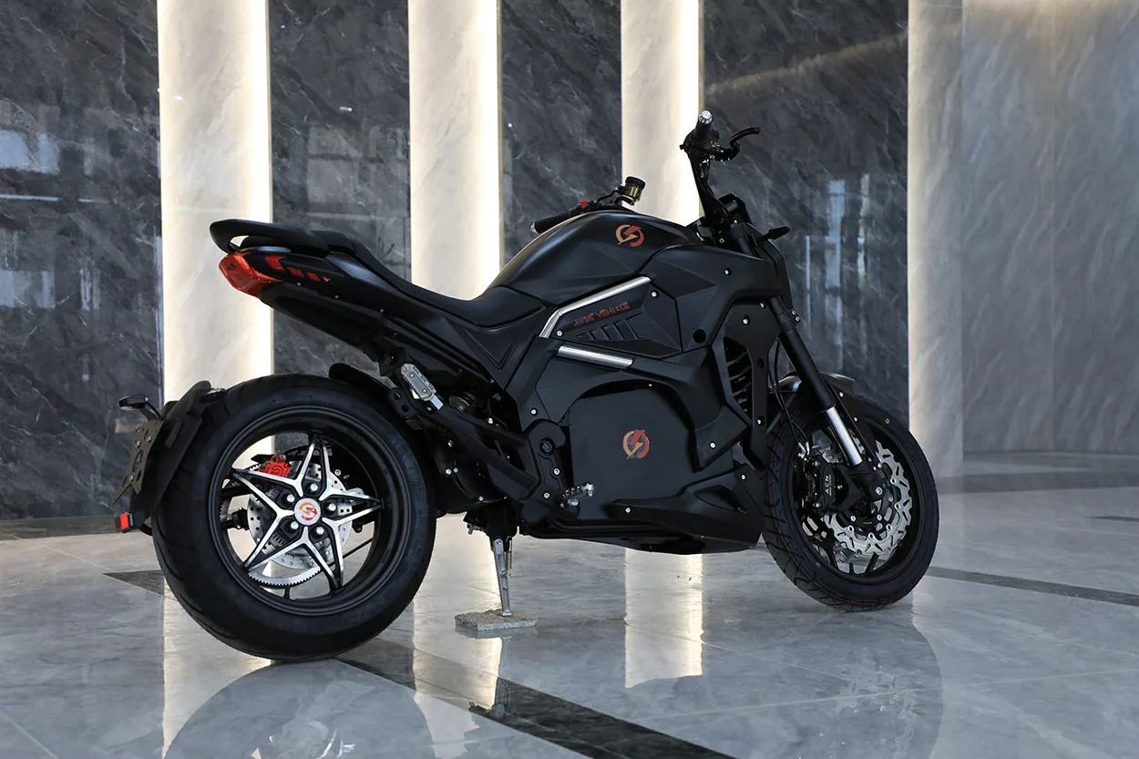 Ducati Diavel перенос подножек