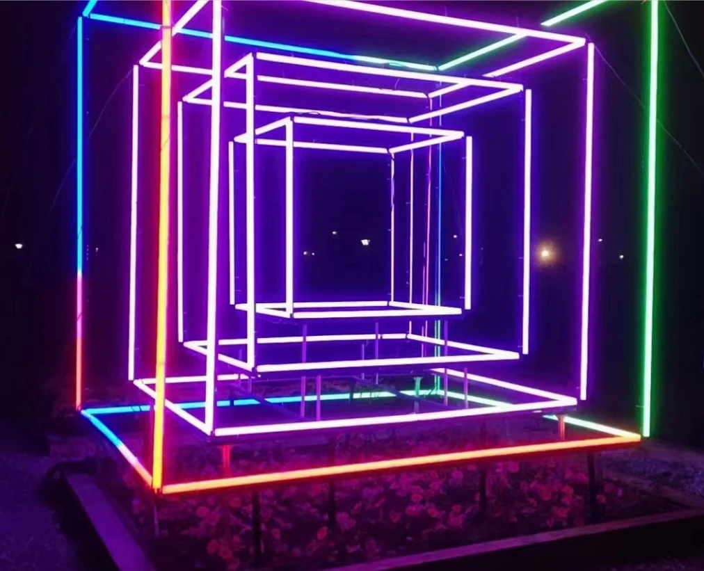 Tripod Pixel Tube Create Triangular Cube IP65 Led Full RGBW Color Dmx 12v Digital Tube 24pixel Dmx 3d Rgb Tube for Night Club