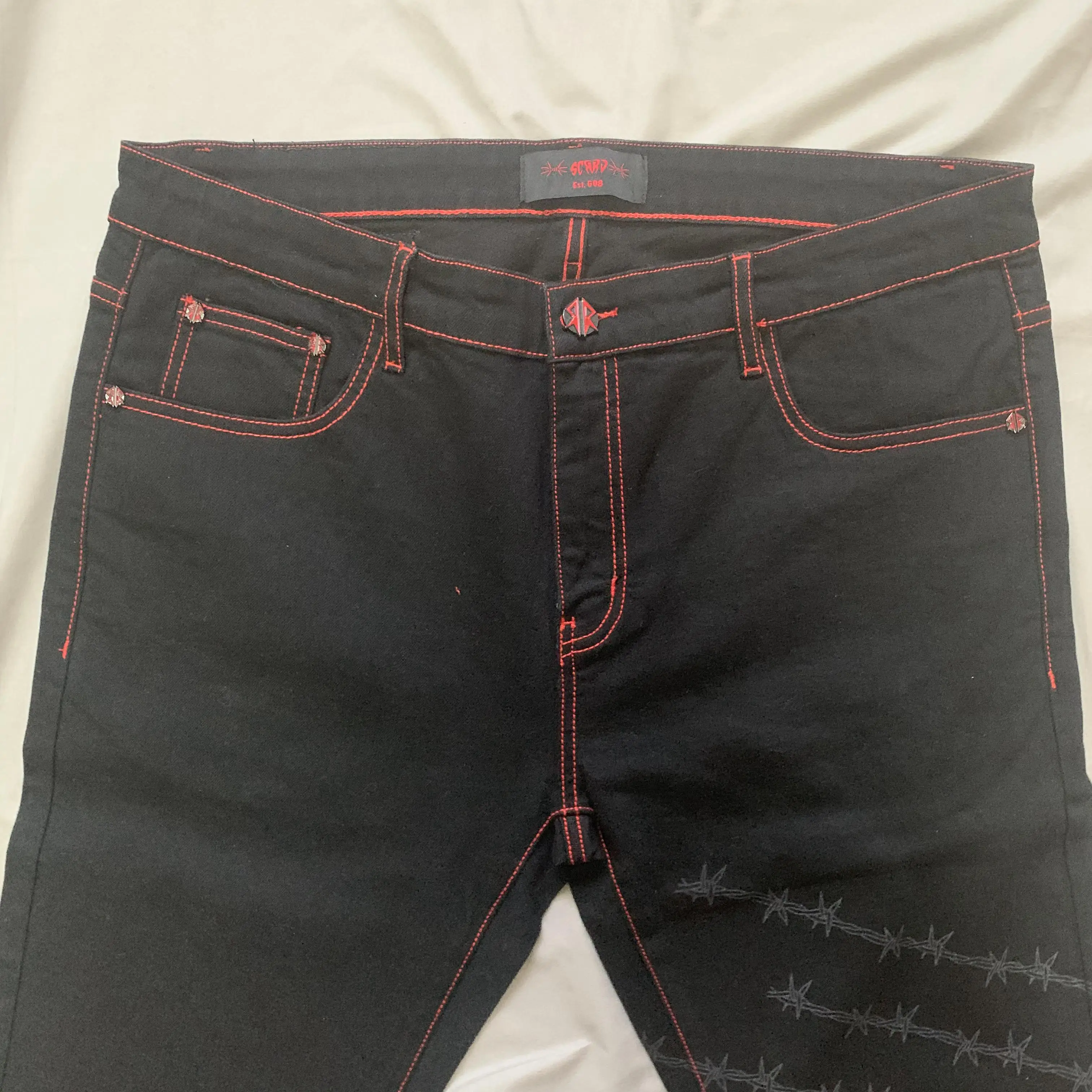 Denimguys Customised Design Metal Stud Waist Men's Streetwear Straight