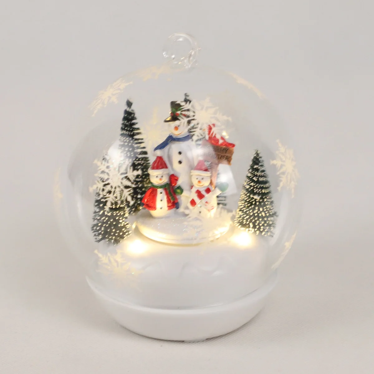 China manufacturer wholesale ornaments with LED light Snow Glass Turntable Globe