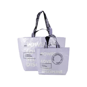 KALANTA OEM Reusable Packaging Laminated Pp Woven Bag Shopping Tote Bag With Custom Logo and Plastic Button With Two Handles