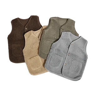 Low Moq Winter Children Top Cute Pockets V Neck Boy Girl Overcoat Warm Soft Fabric Toddler Vest
