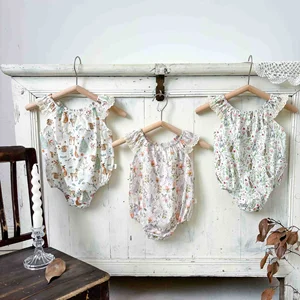 Summer Baby Girl One-Piece Rompers 100% Cotton Button Closure Cute Rabbit Print ODM Service