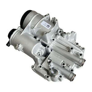 High Quality Truck Parts SINOTRUK HOWO T7H TH7 SITRAK C7H C9H MT13 MC13 MC11 Engine Oil Cooler Module 201V05000-7043