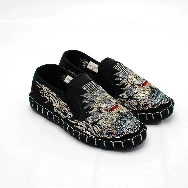 Wholesale Winter Ankle Flat Boots Women Winter Keep Warm Embroidery Boots Snow