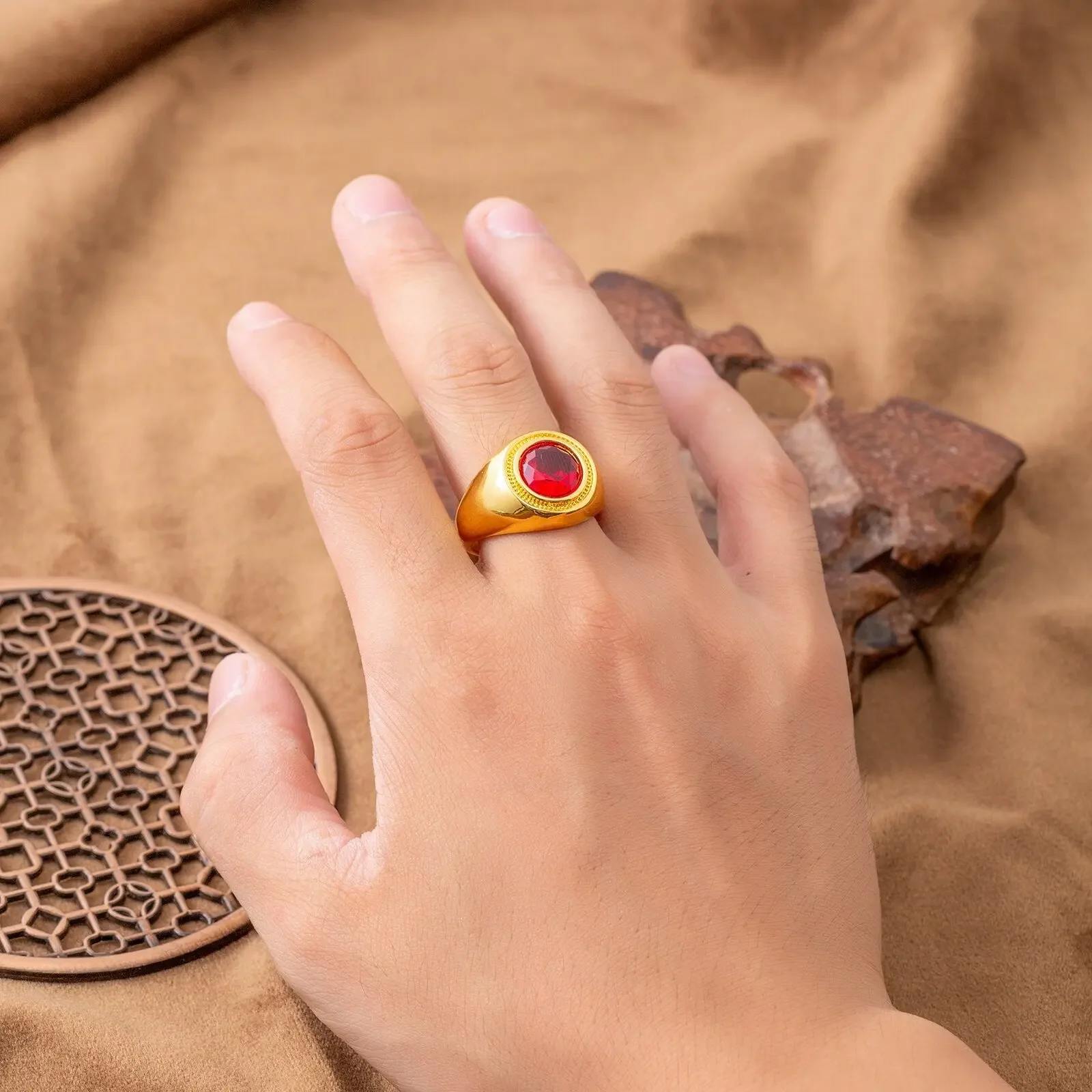 Vintage Classic Simple Style Ruby Men's Ring 18K Gold Plated