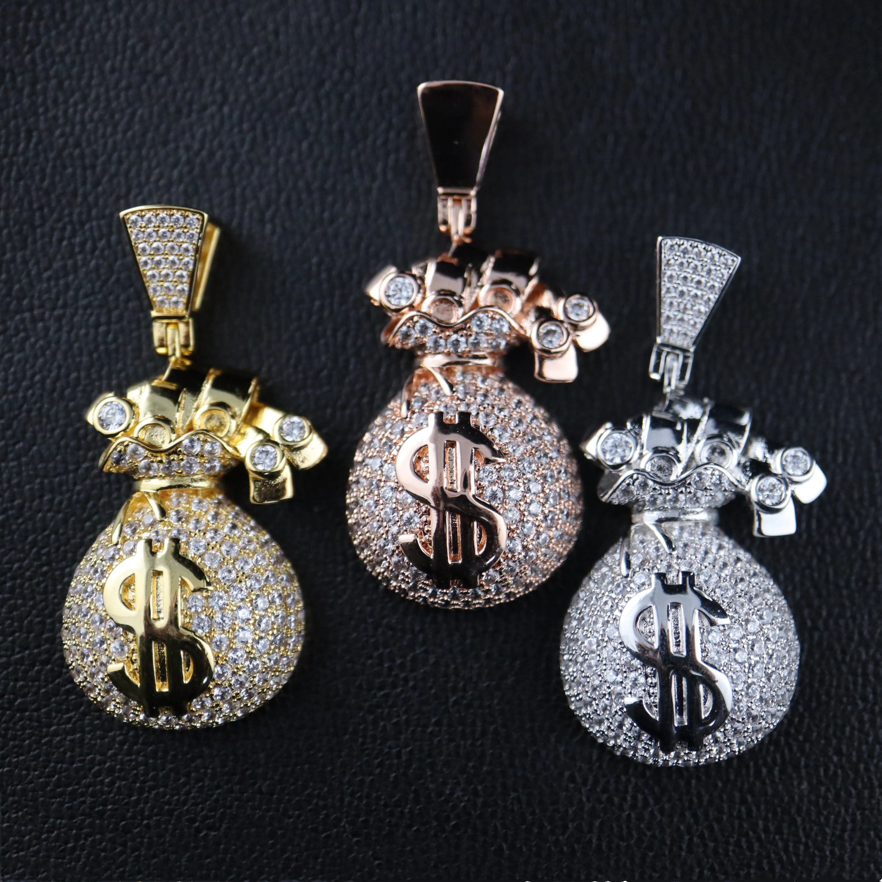bogg bolsa initial charms
