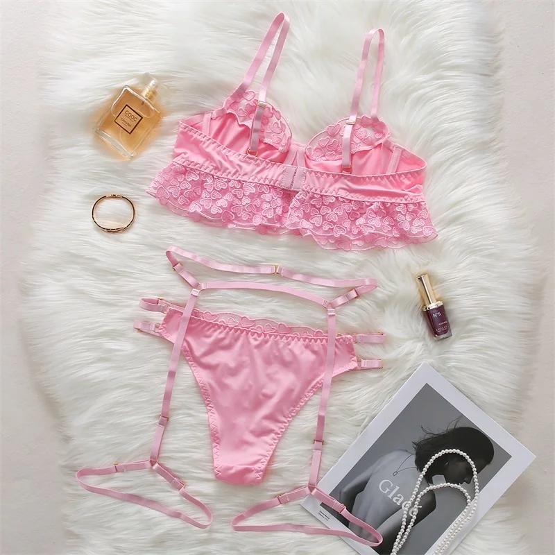 underwear pink