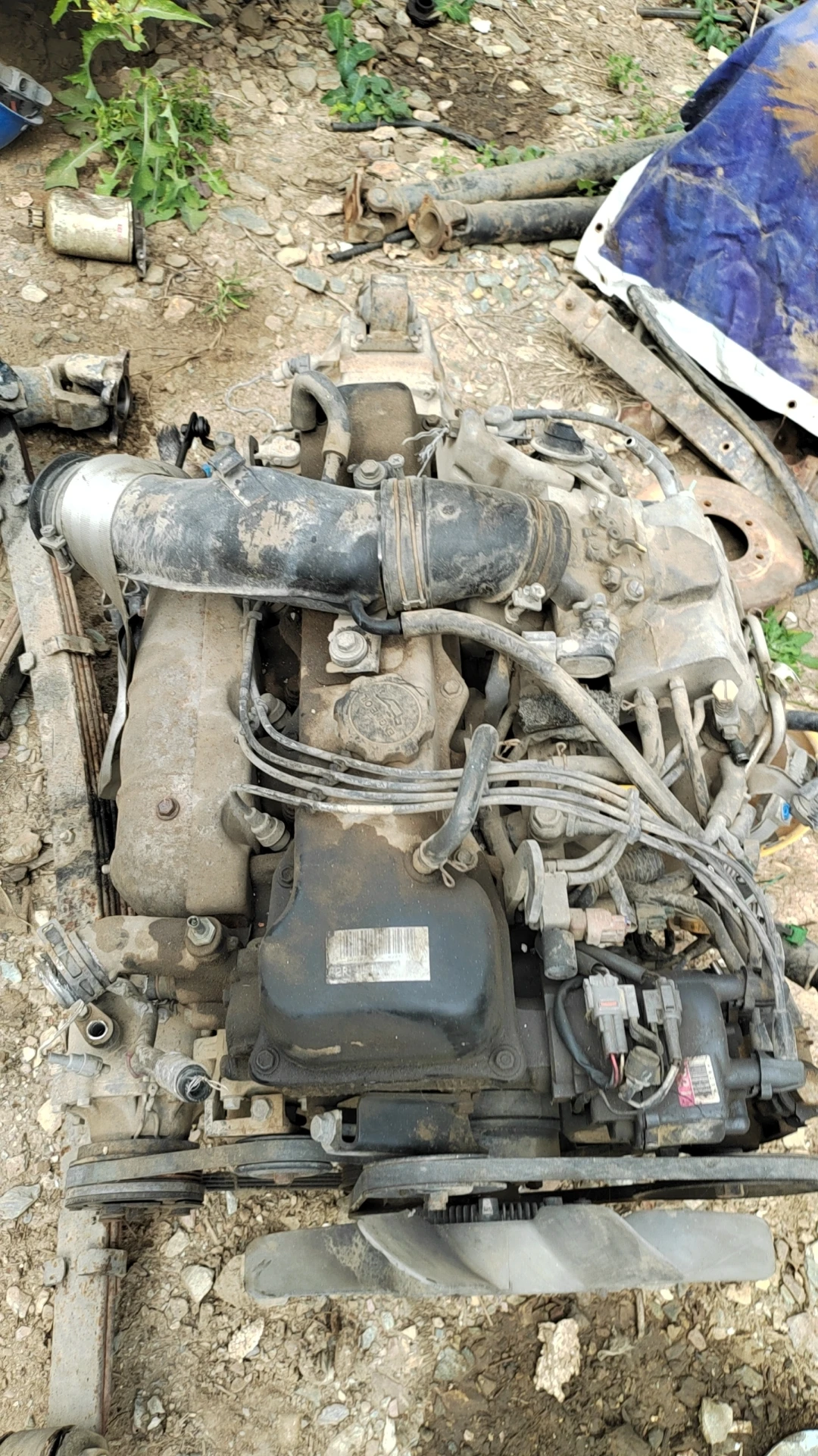 中古T oyotaガソリン2rzディストリビューターエンジンギアボックス付き