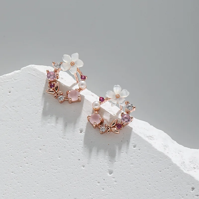 Korean Version Instagram Niche Design Minimalist Pearl Zircon Flower Design S925 Pure Silver Ear Nail Female