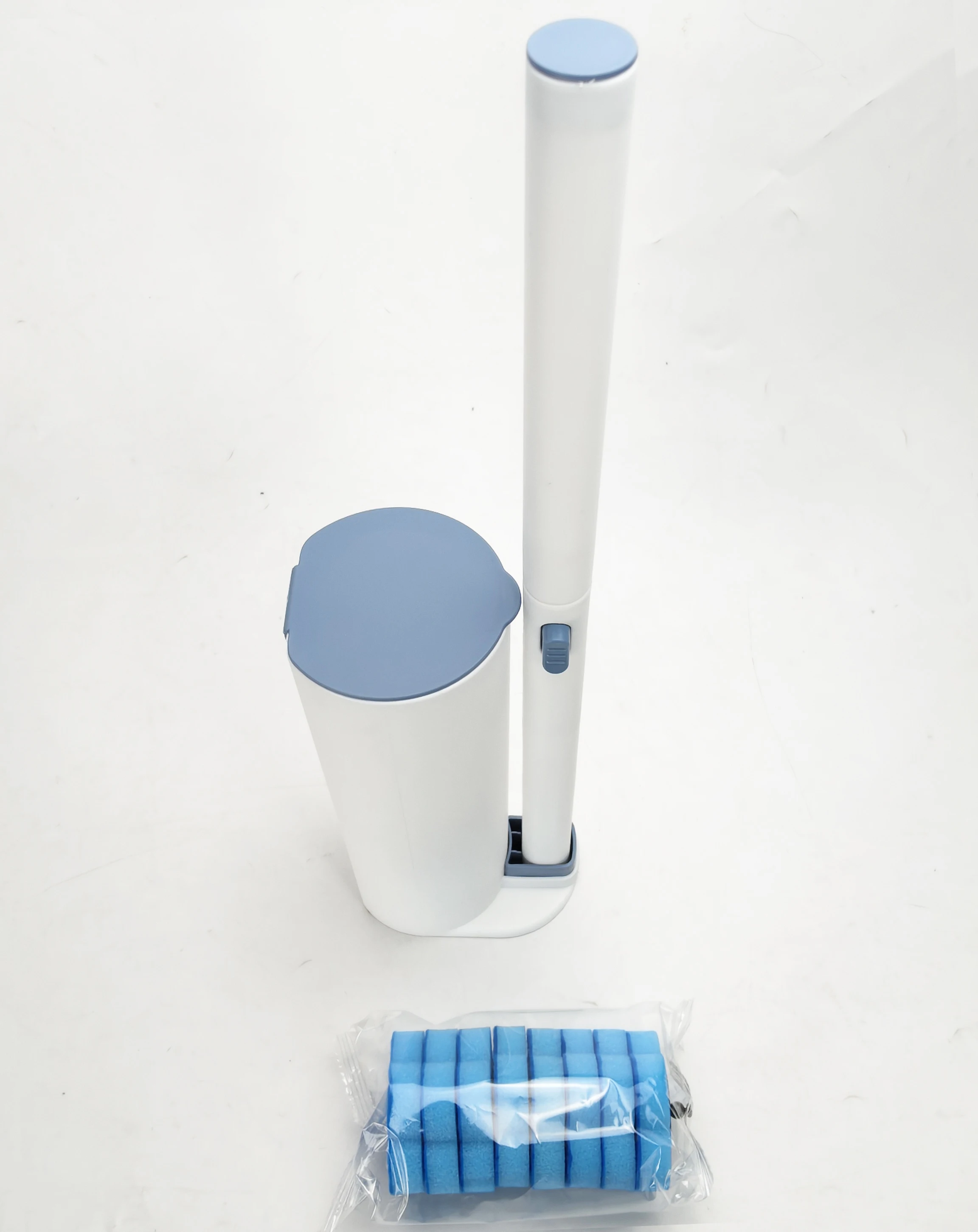 Long Handle Cleaning Brush With 8PCS Disposable Sponge Replacement Head Refill Pads Disposable Toilet Brush Set with a Holder