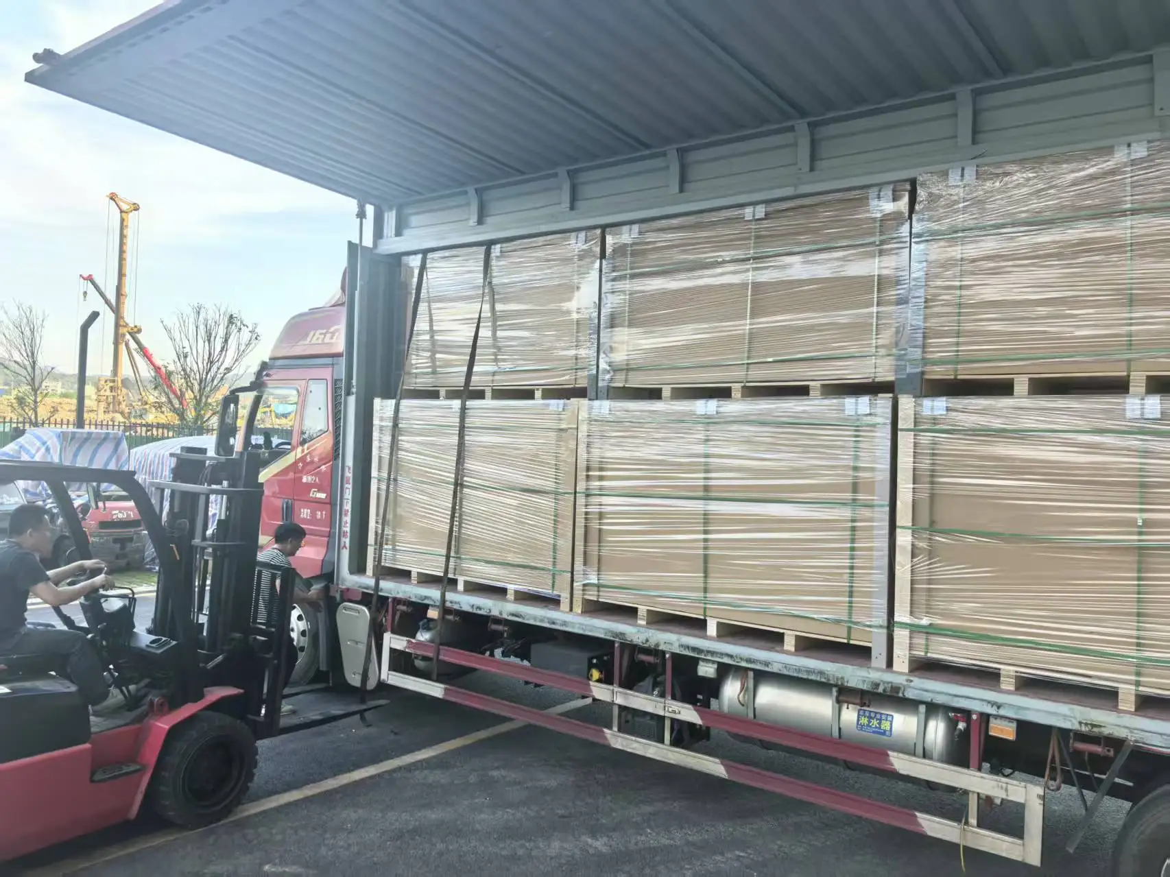 Packaging & shipping specifications