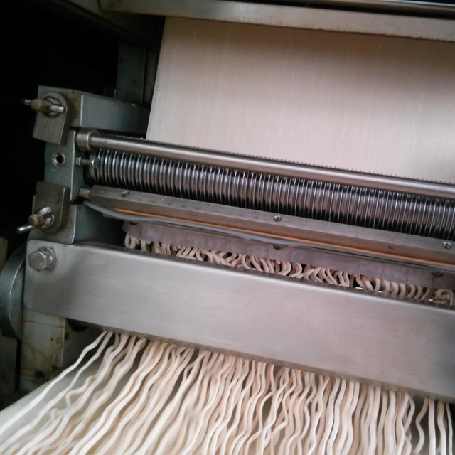 Factory Supply SS316 CNC Machining Accurate Dry Ramen Cutting Shredder Roller for Japan Ramen Production Line