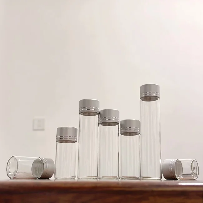 Wholesale Transparent 10ml 15ml  Mini Glass Test Tube Vials Packaging Bottles for Food Tea Storage With Silver Metal Screw Cap