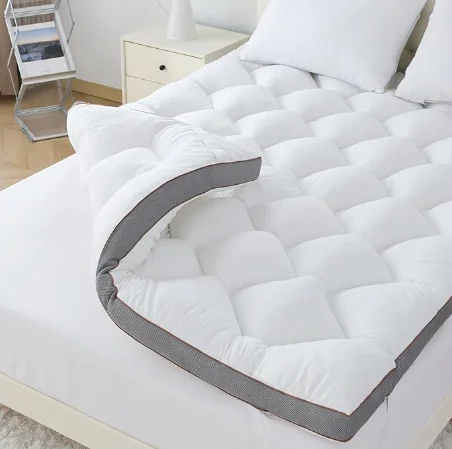 Soft Home Use Skin Friendly 3 Inch Air Mesh Gusset Thick Wholesale King Size Shredded Memory Foam Mattress Topper
