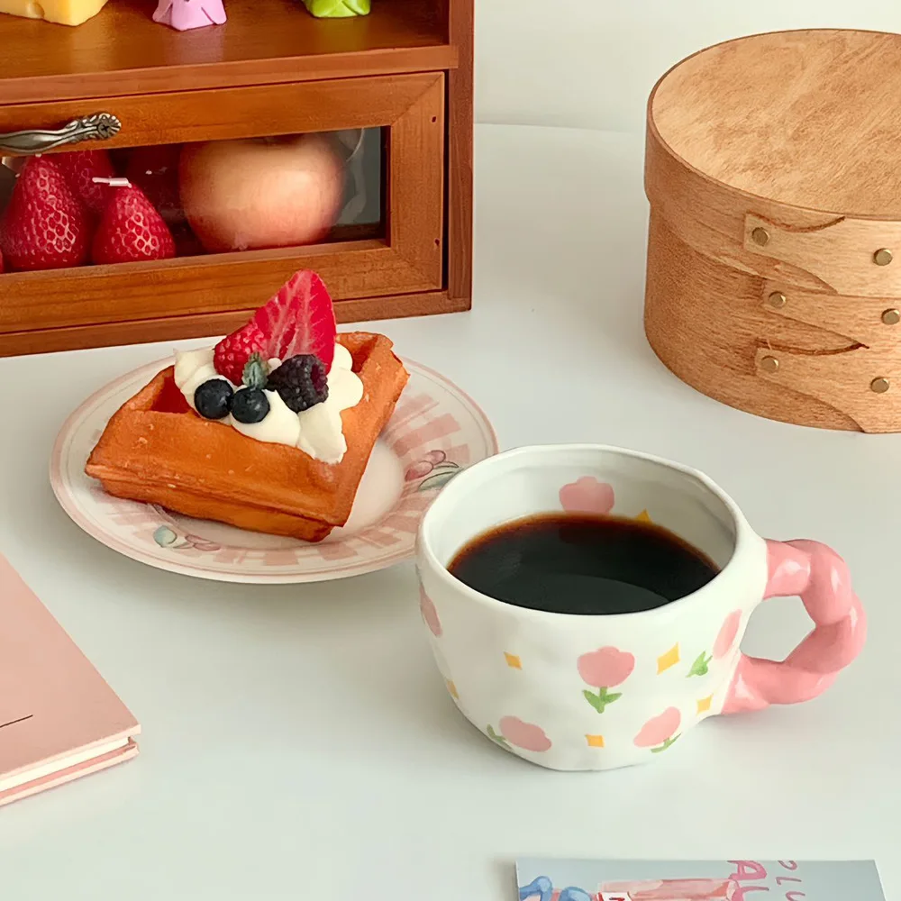 Twisted Handle Cute 260ml Ceramic Flower Cup Hand Painted Under Glaze Mug Flower Tea Coffee Cups Gift