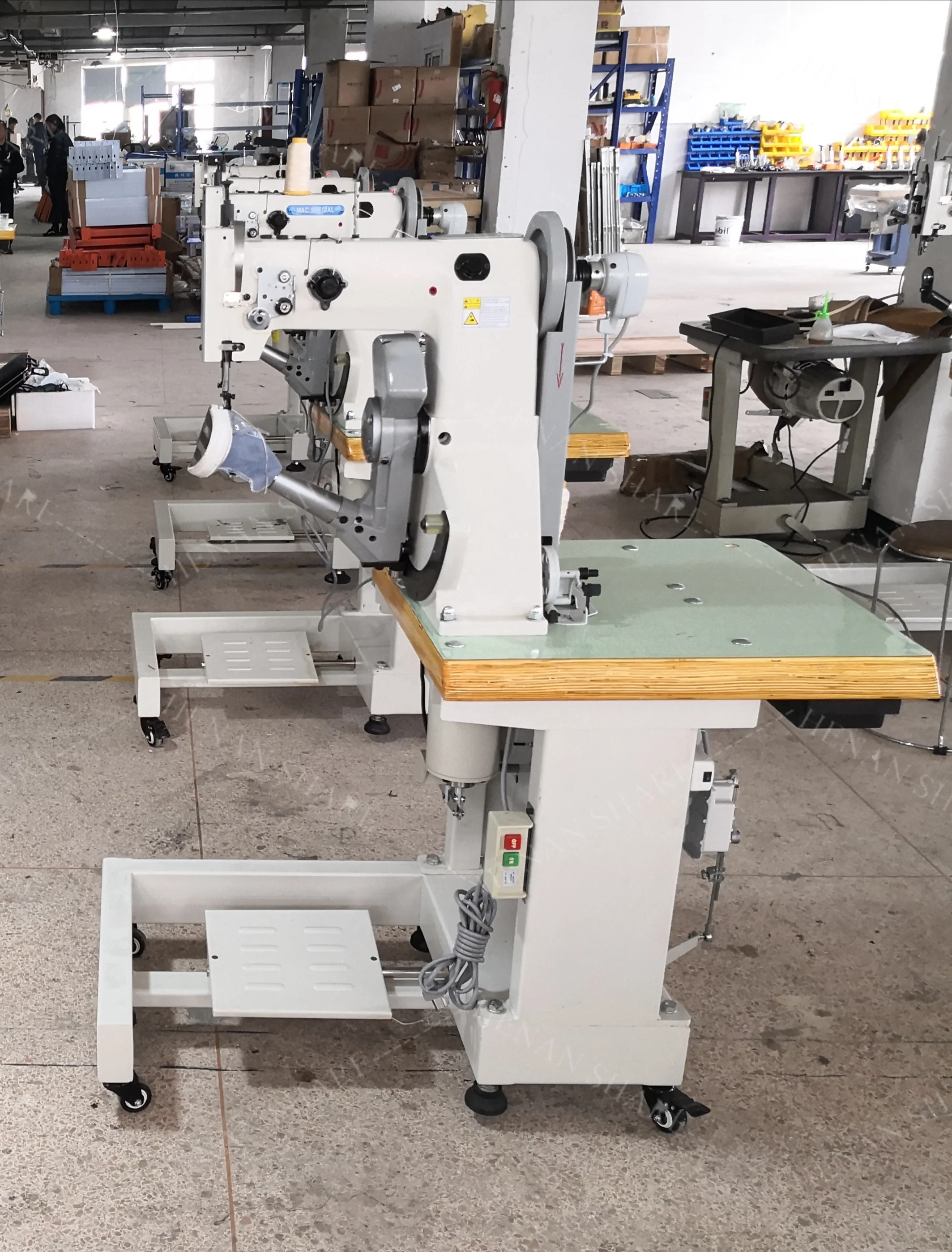 Double Stitch Sidewall Shoe Sewing Machine - Easy to Operate