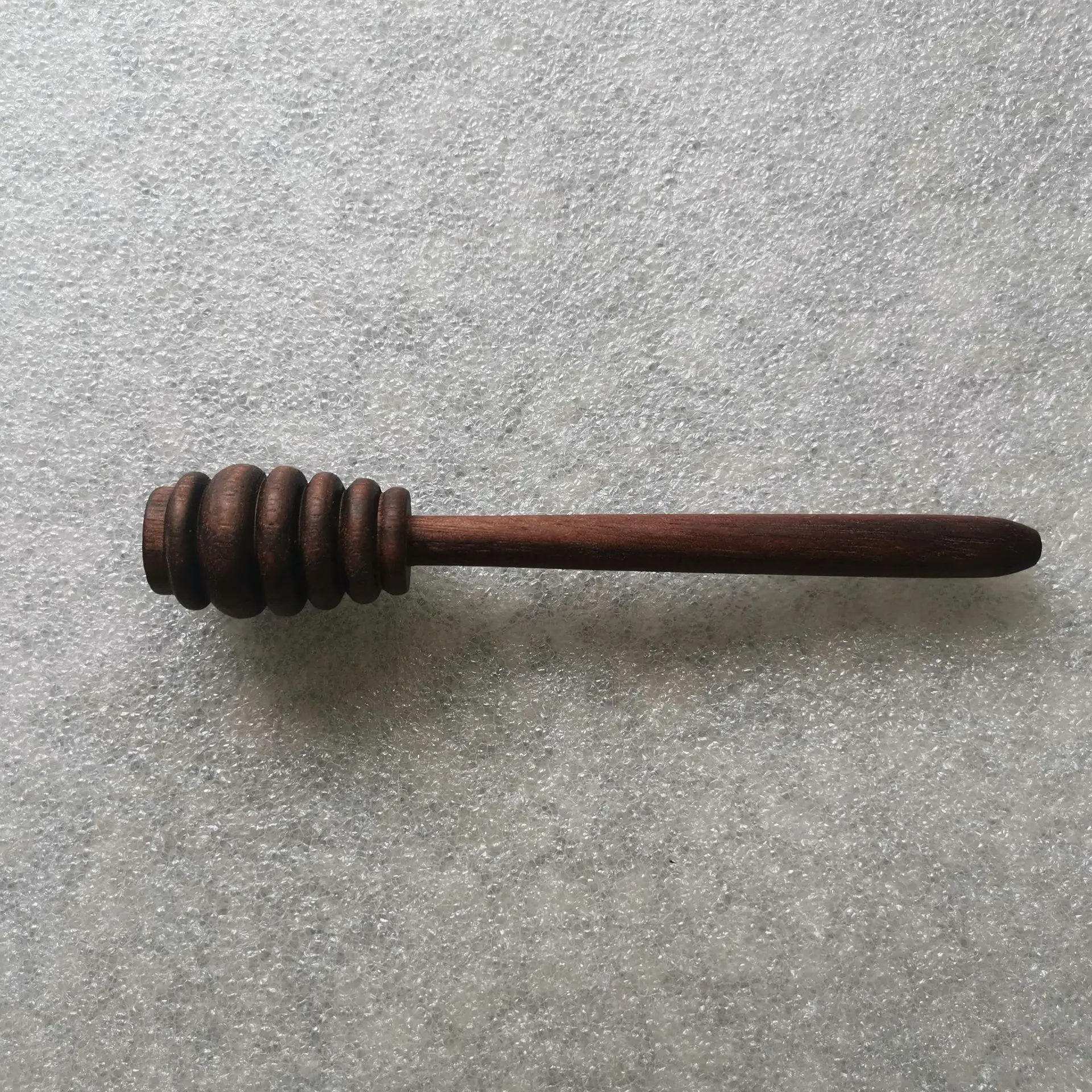 Медовая ложка из черного ореха