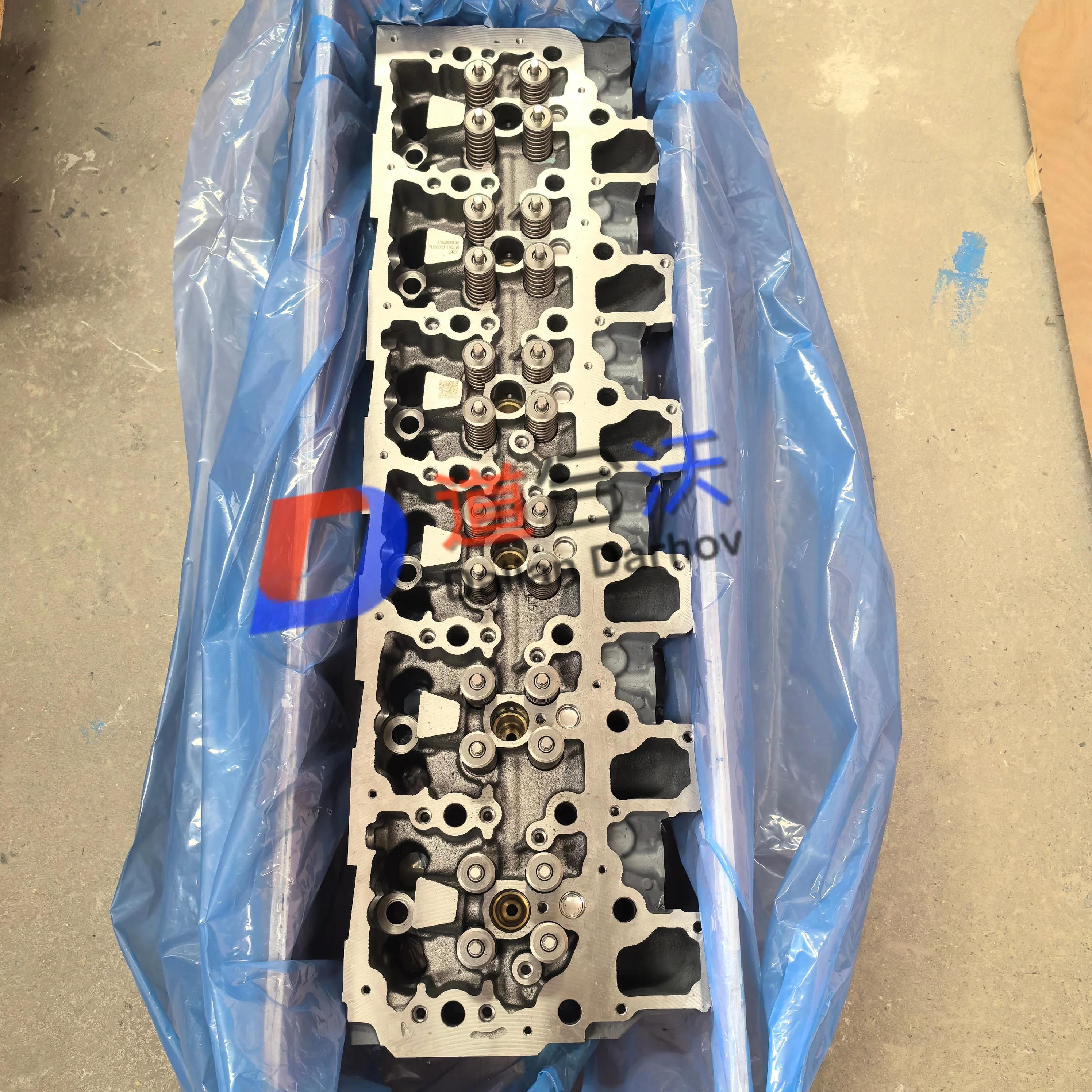 D8F Cylinder Head 04913204 - High-Quality DEUTZ Engine Part