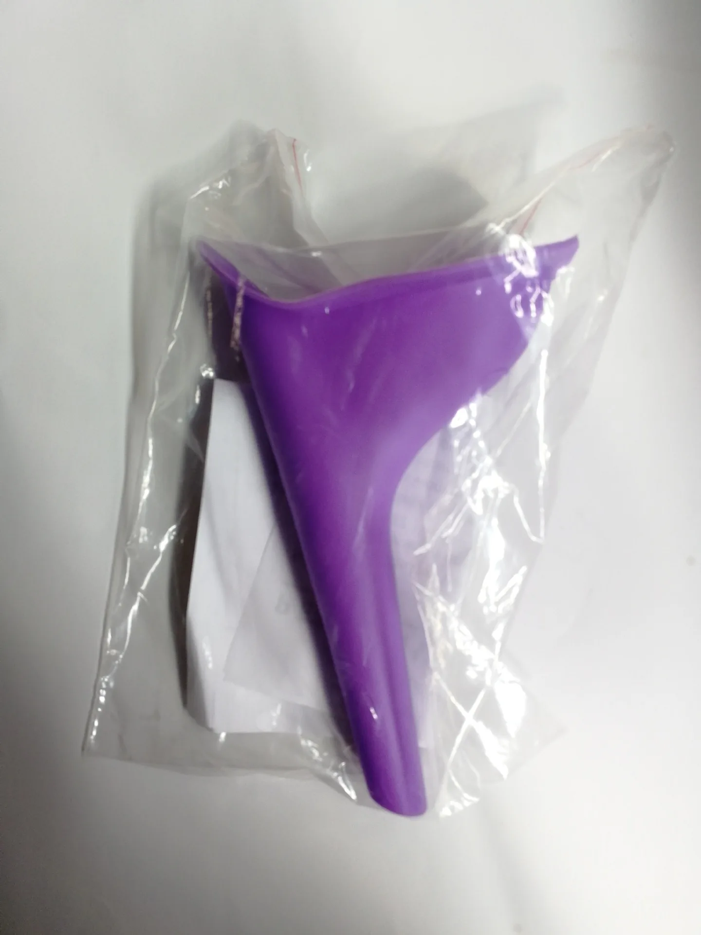 Standing Urinals for Women Female Urination Device, Women Standing Pee Portable Urinal Funnel Lets Pee Standing Up, Reusable Urinal Funnel For Ladies Pee Funnel for Camping, Outdoor, Pregnancy,