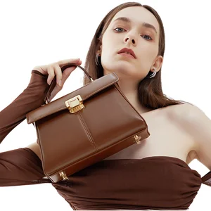 High Quality Light Luxury Vintage Leather Ladies Messenger Shoulder Bag Trending Square Style Wholesale Custom Fashion Cover