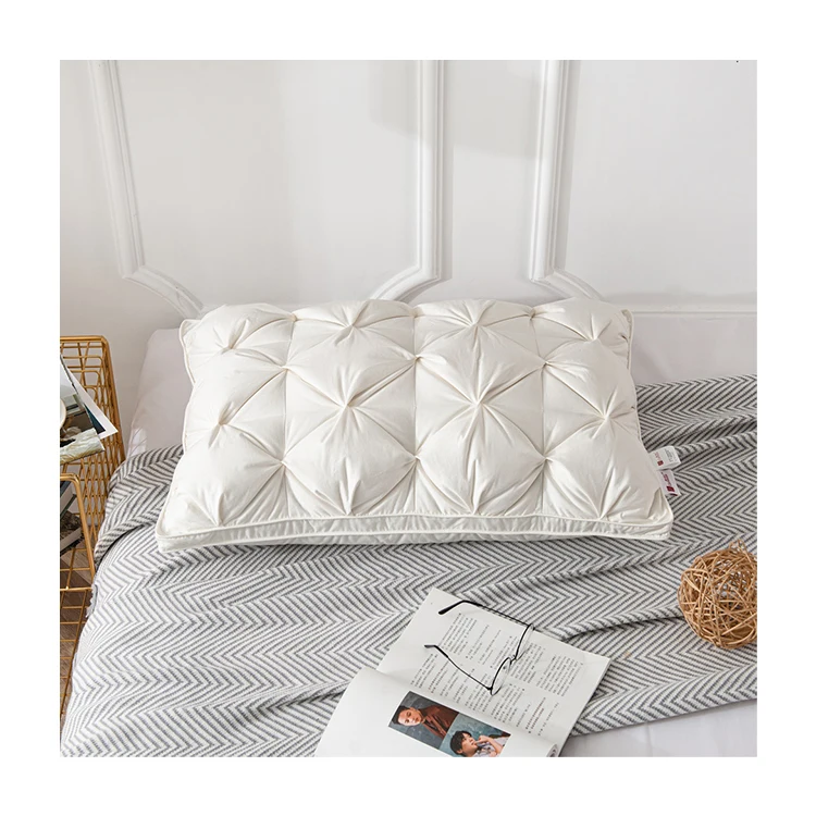 used superior quality cheap soft comfotable decorative pillows