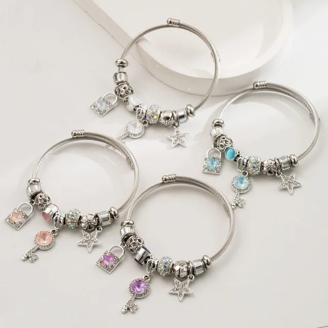 High Quality Silver Plated Lock and Key Pendant Bracelet Large Hole Beads Star Charm Bangle Bracelet for Women