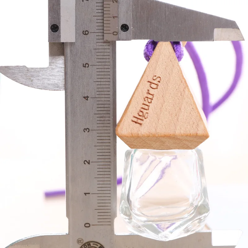 Wholesale 10ml Empty Diffuser Vent Air Hanging Wooden Cap Car Perfume Bottle