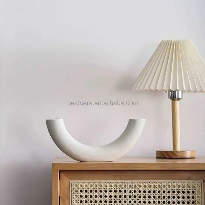 Nordic donut vase high-quality tabletop vase ins flower arrangement ivory white ceramic vase for home decor