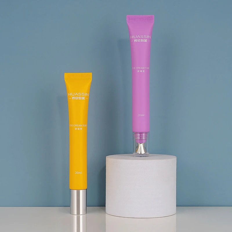 20ml Soft Squeeze Cosmetic Plastic Packing Skincare Containers Plastic Tube Eye Serum Container With Metal Zinc Applicator